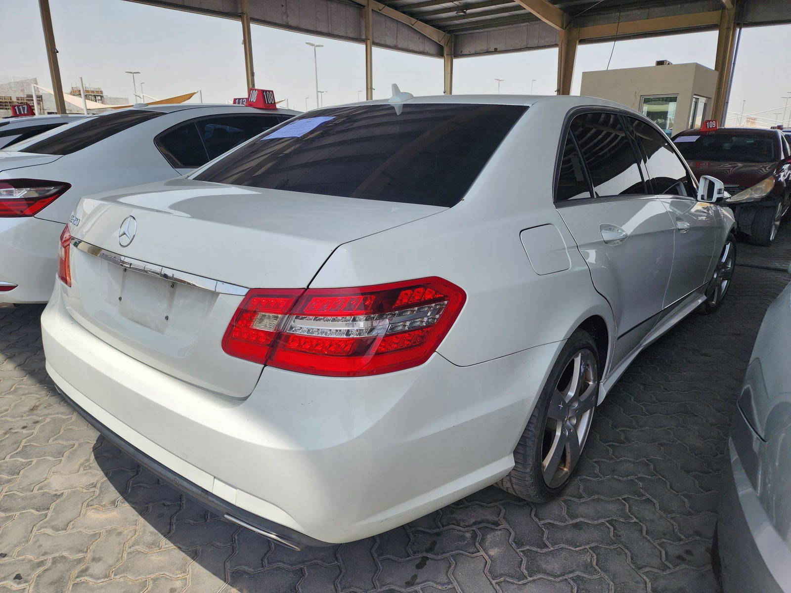2011 MERCEDES BENZ E 350 — 175784 Miles — Lot 38801058 — Main - Marhaba Auctions Used Cars - Image 4