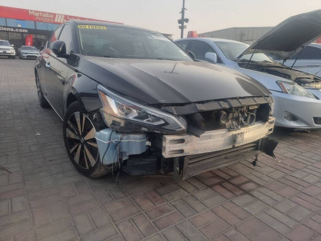 2019 NISSAN ALTIMA — 174572 Miles — Lot C185676 — Ind. 12 - Marhaba Auctions Used Cars - Image 4