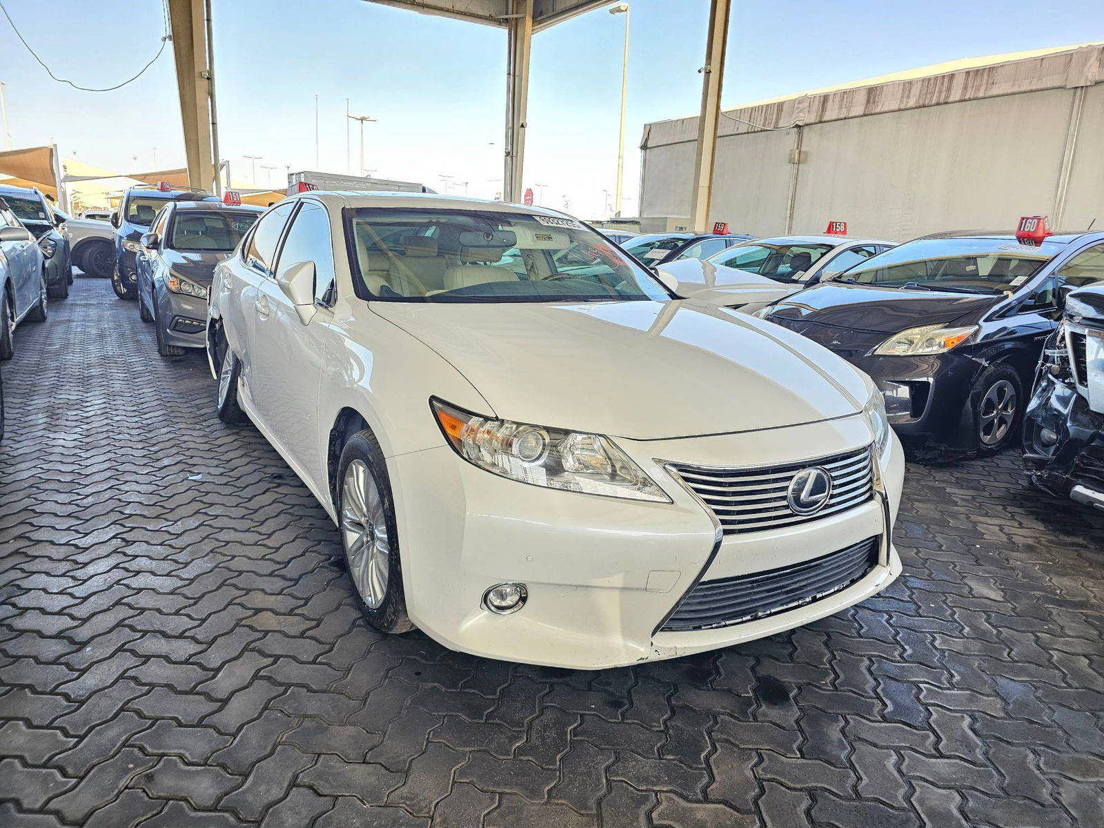 LEXUS ES 350 2015 - Marhaba Auction Used Cars - Image 4