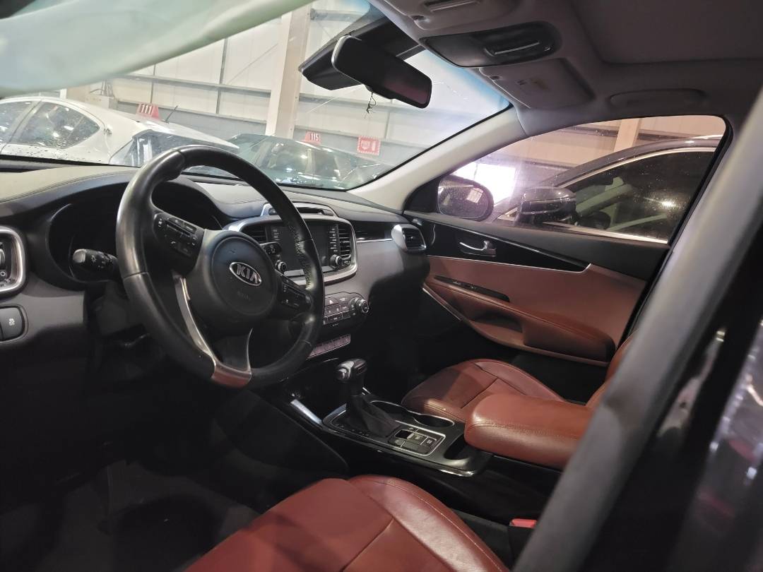 KIA SORENTO 2017 - Marhaba Auction Used Cars - Image 8