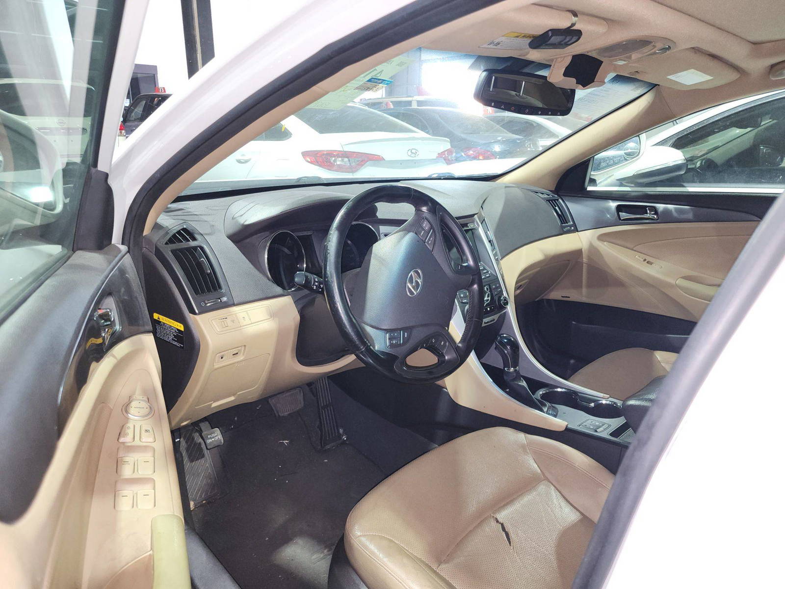 2013 HYUNDAI SONATA — 158747 Miles — Lot 41876766 — Ind. 12 - Marhaba Auctions Used Cars - Image 9