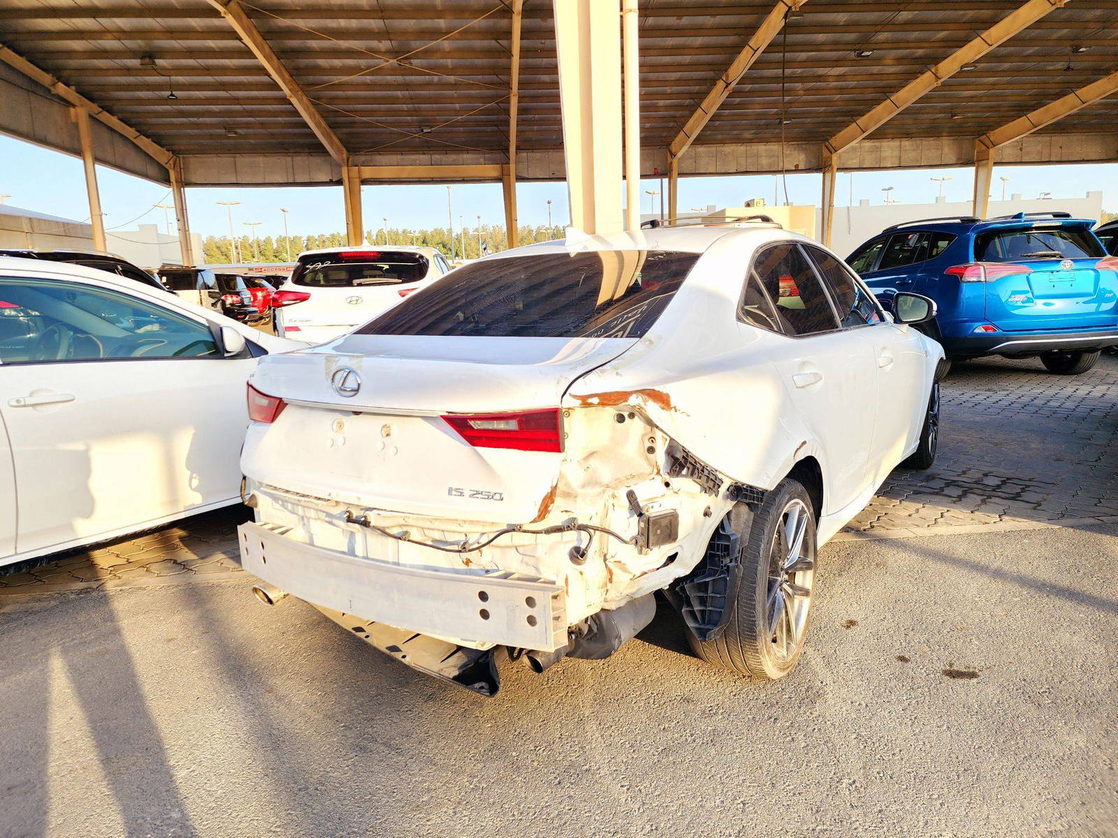 2014 LEXUS IS 250 — 93308 Miles — Lot E5031119 — Souq - Marhaba Auctions Used Cars - Image 3