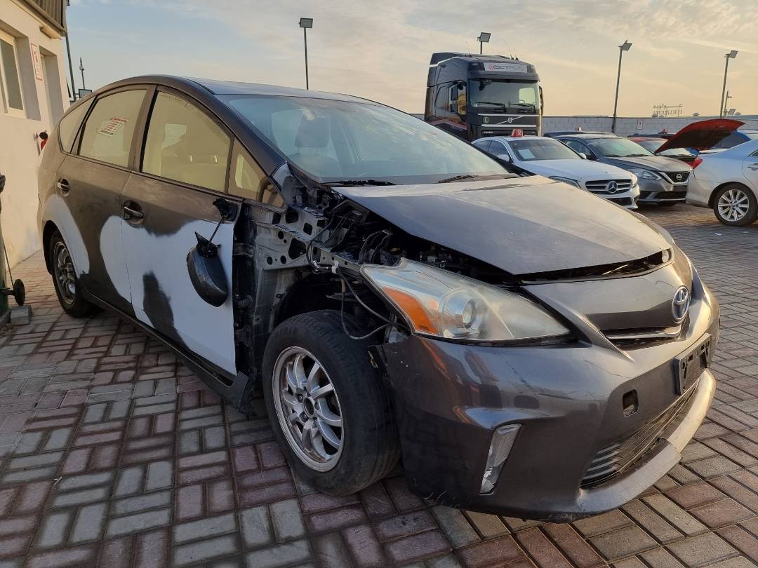 2013 TOYOTA PRIUS — 230543 Miles — Lot 215478 — Ind. 12 - Marhaba Auctions Used Cars - Image 3