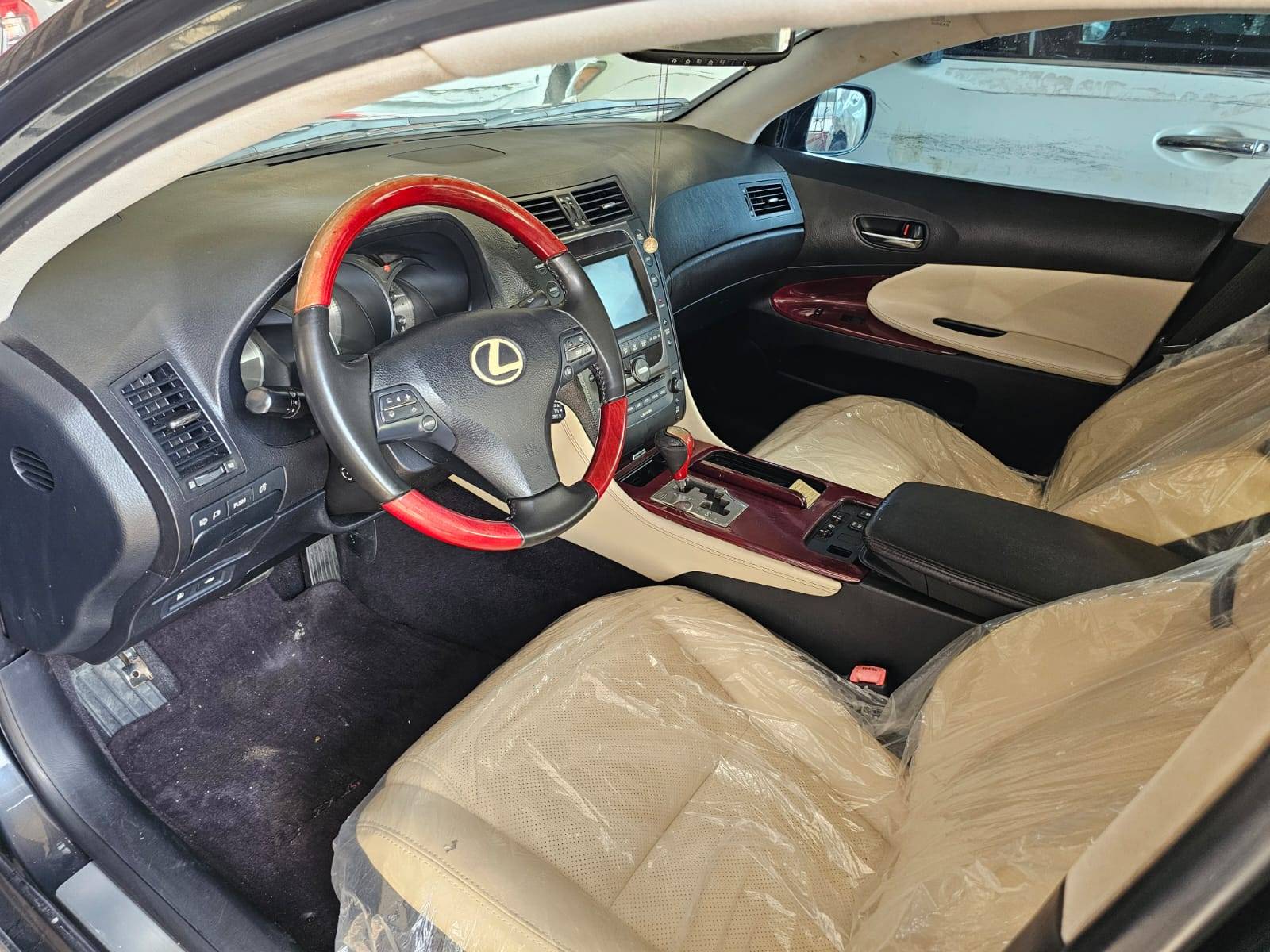2011 LEXUS GS 350 — 190183 Miles — Lot B0051769 — Main - Marhaba Auctions Used Cars - Image 8