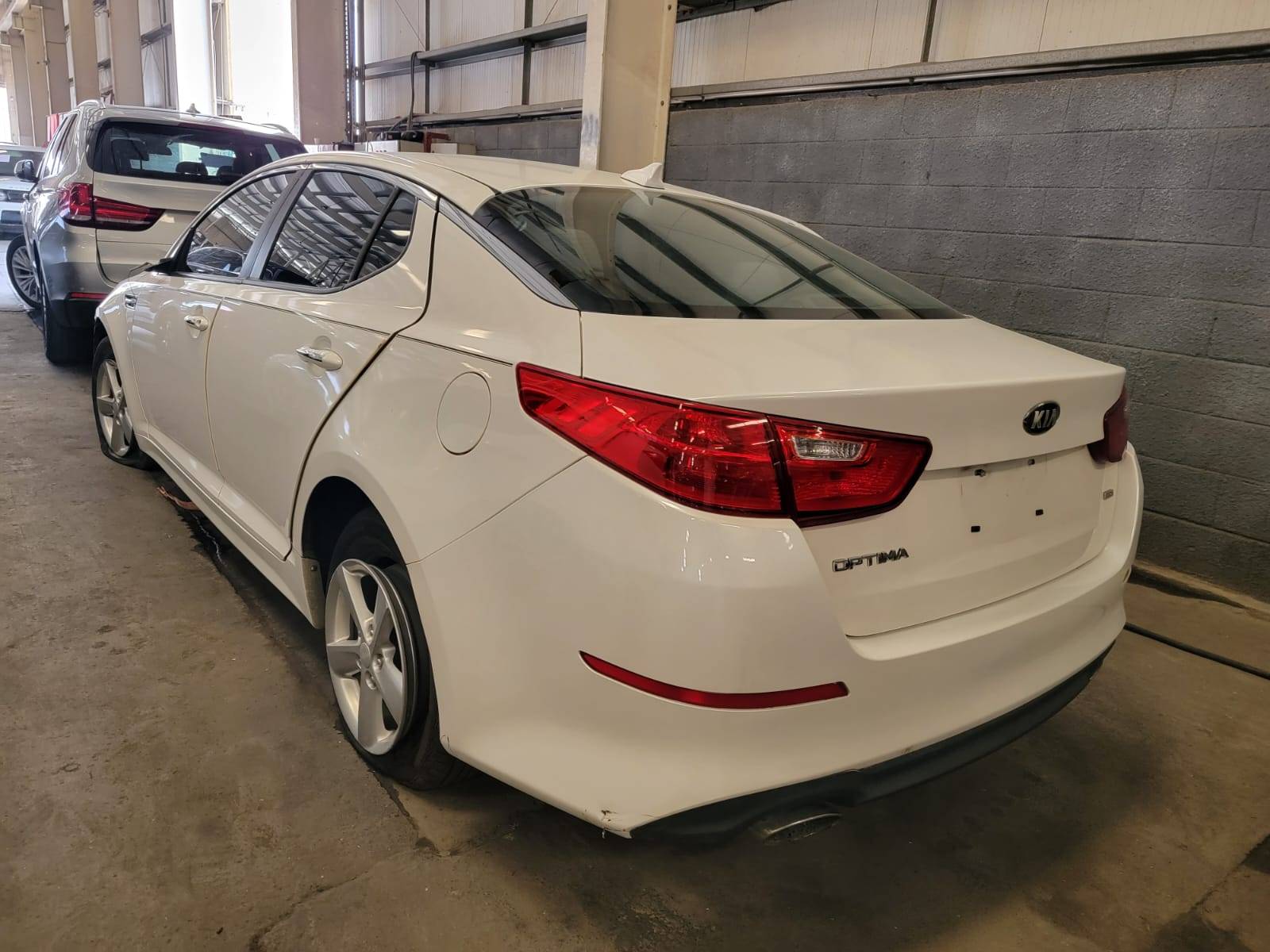 2015 KIA OPTIMA — 134747 Miles — Lot 5649558 — Souq - Marhaba Auctions Used Cars - Image 6