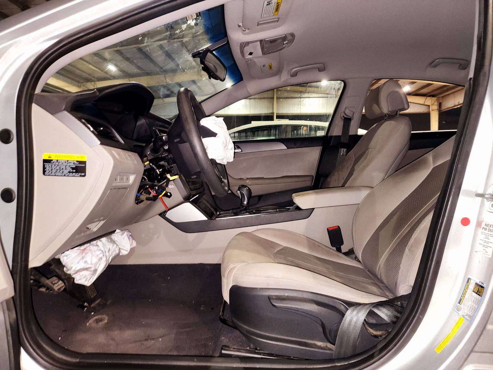 2016 HYUNDAI SONATA — 109475 Miles — Lot 64051474 — Souq - Marhaba Auctions Used Cars - Image 8