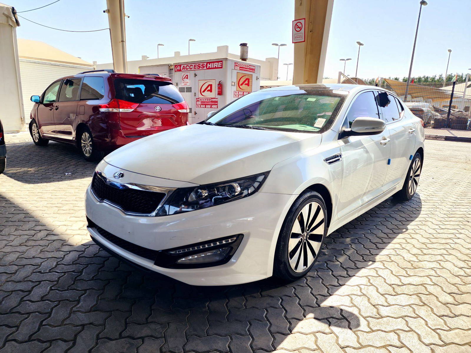 2011 KIA K5 — 159816 KM — Lot 052724 — Souq - Marhaba Auctions Used Cars - Image 5
