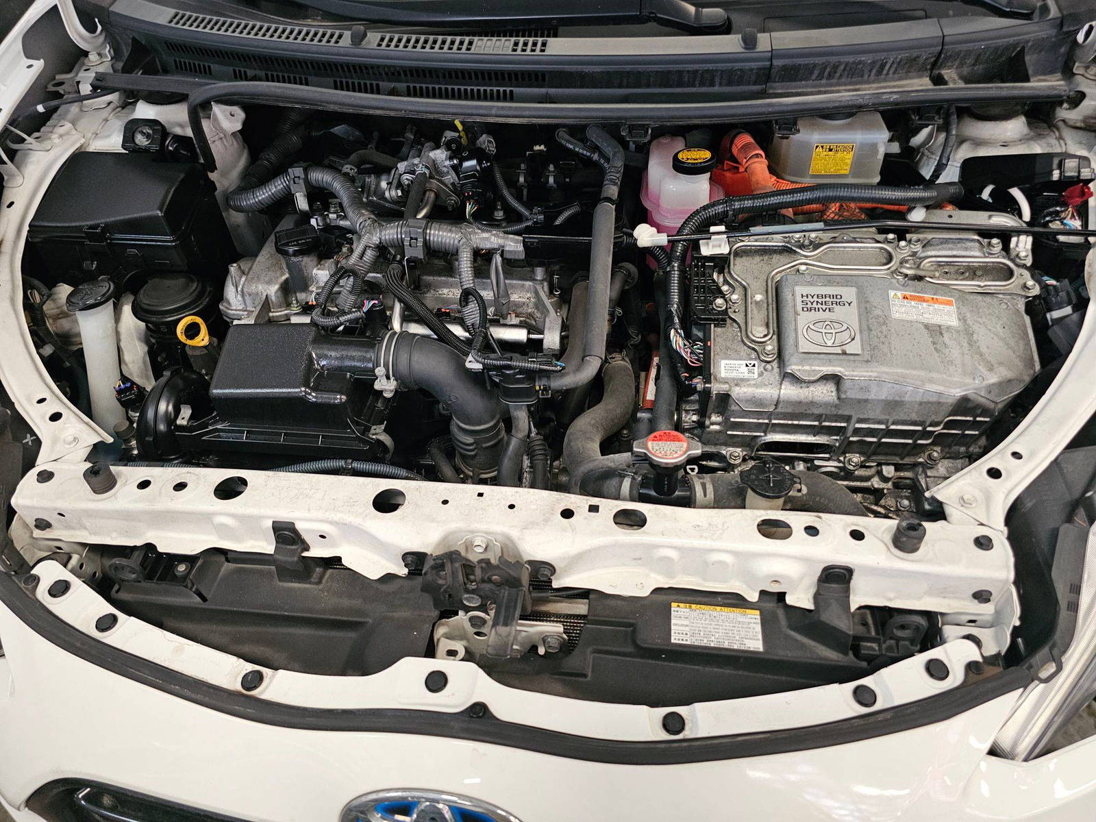 TOYOTA PRIUS 2016 - Marhaba Auction Used Cars - Image 9