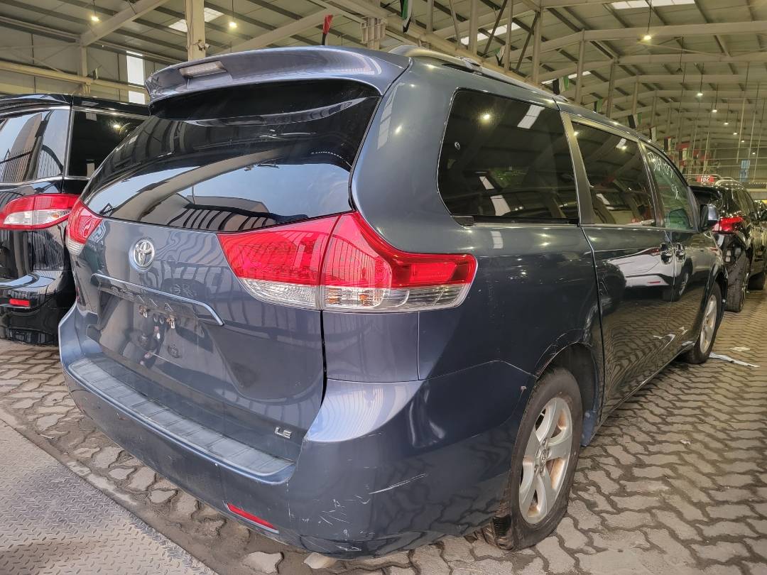 2014 TOYOTA SIENNA — 175605 Miles — Lot DC3ES413477 — Main - Marhaba Auctions Used Cars - Image 3
