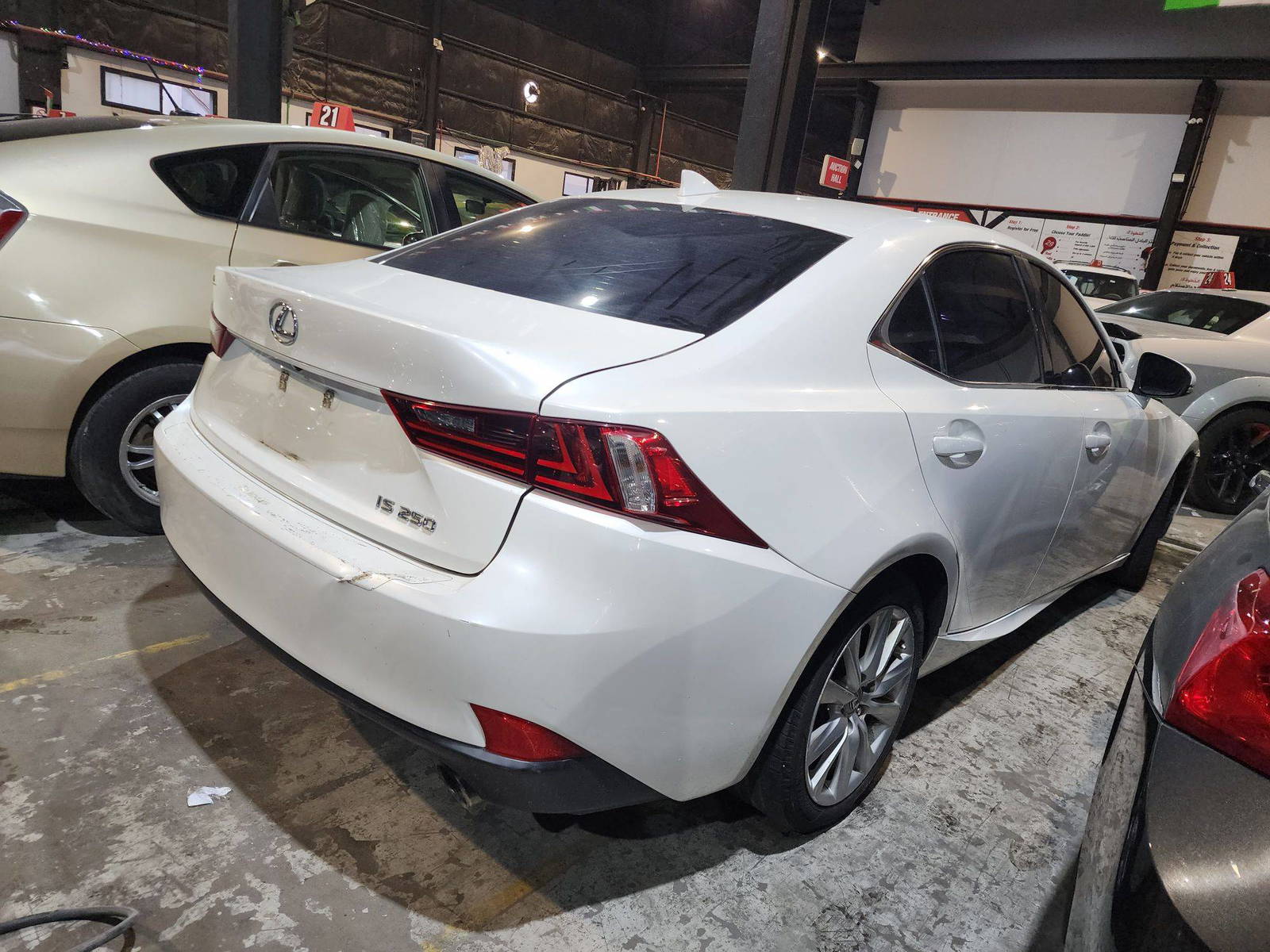 2014 LEXUS IS 250 — 154219 Miles — Lot 71198305 — Souq - Marhaba Auctions Used Cars - Image 6