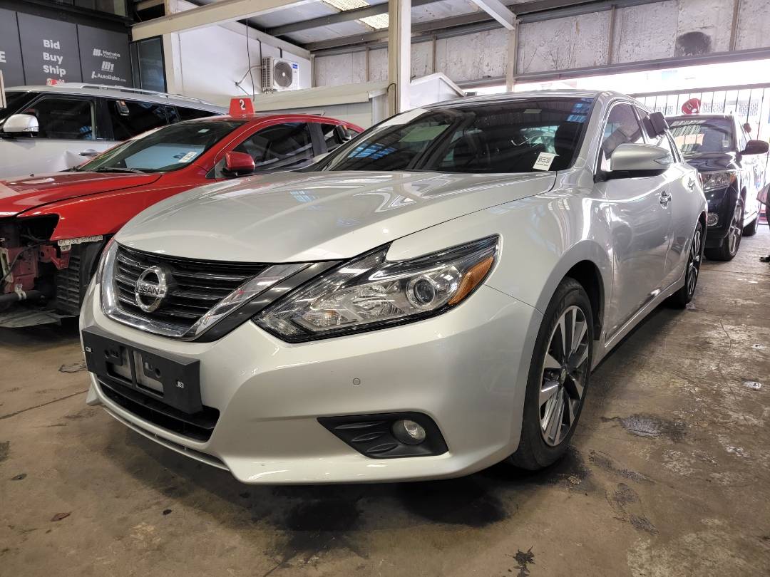 2017 NISSAN ALTIMA — 176595 KM — Lot 100055 — Main - Marhaba Auctions Used Cars - Image 5