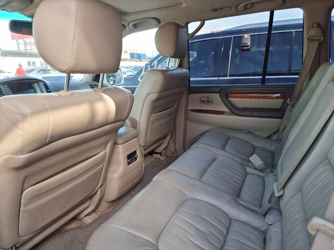 LEXUS LX 470 2005 - Marhaba Auction Used Cars - Image 6
