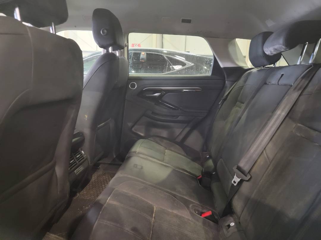 2020 LAND ROVER RANGE ROVER EVOQUE — 20104 KM — Lot 088508 — Main - Marhaba Auctions Used Cars - Image 7