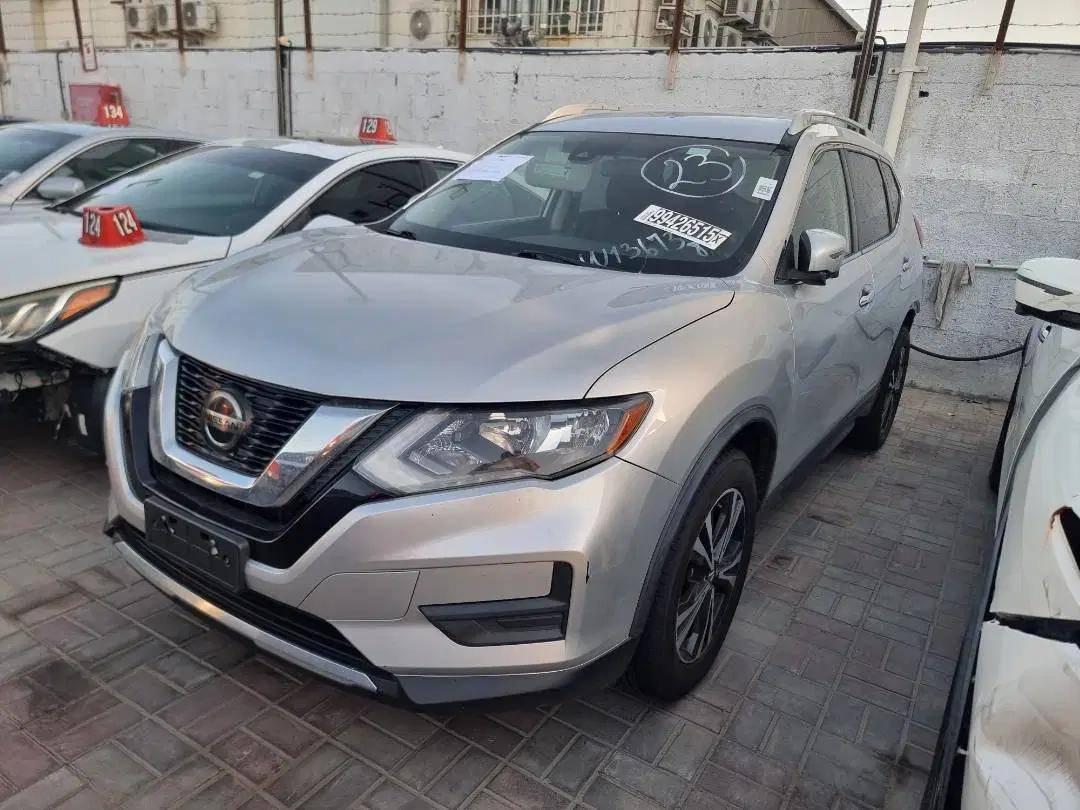 NISSAN ROGUE