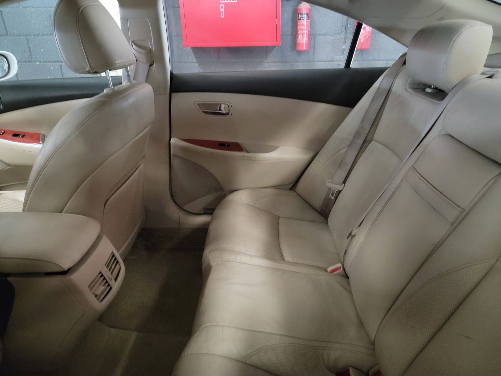 2011 LEXUS ES 350 — 152576 Miles — Lot B2442437 — Main - Marhaba Auctions Used Cars - Image 7