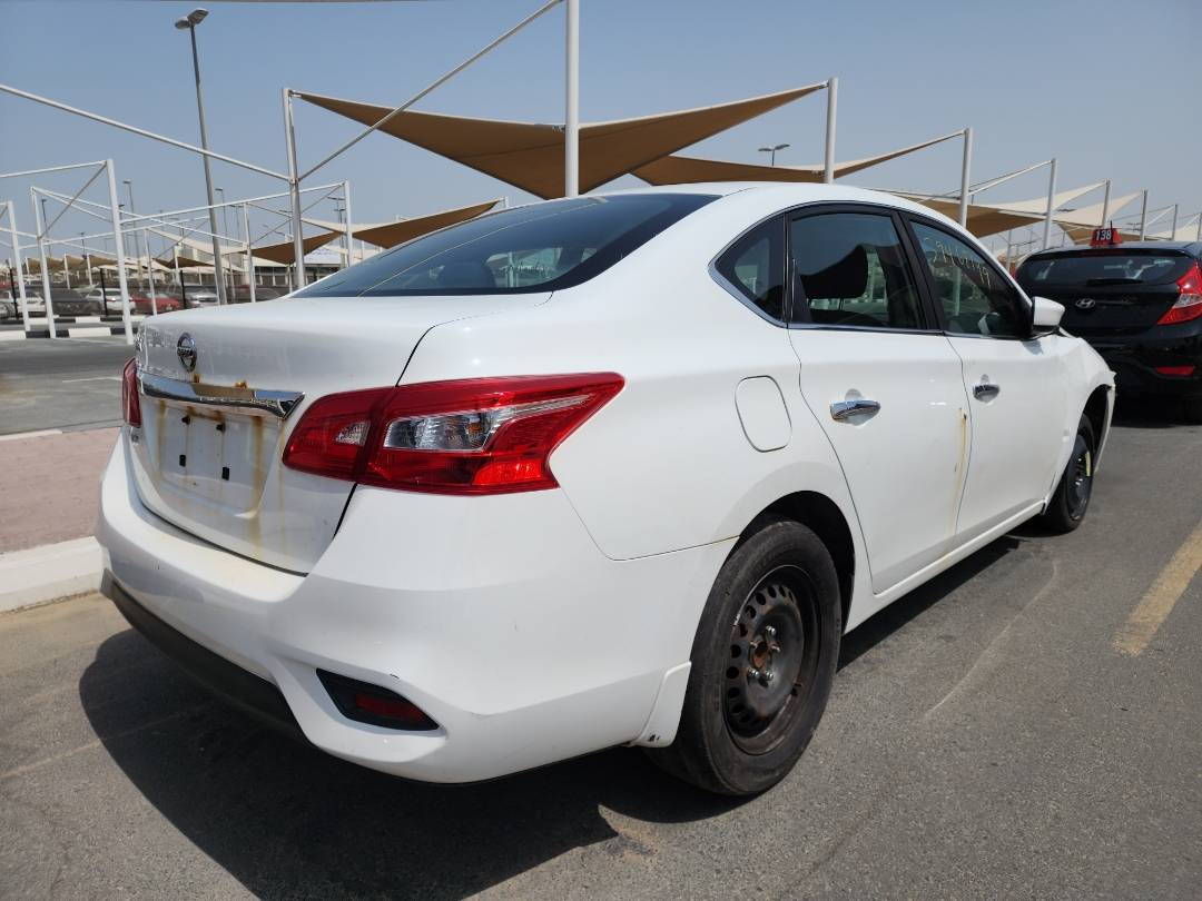 2017 NISSAN SENTRA — 157629 Miles — Lot 39468199 — Souq - Marhaba Auctions Used Cars - Image 5