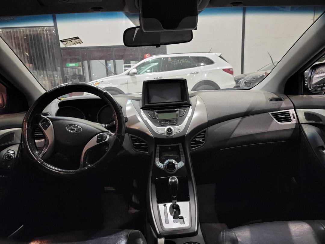 HYUNDAI AVANTE 2011 - Marhaba Auction Used Cars - Image 7