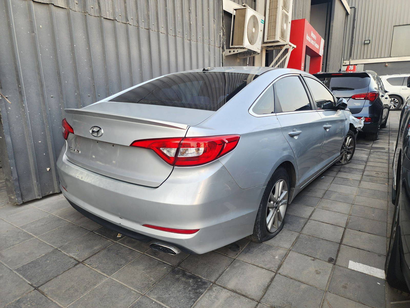 HYUNDAI SONATA 2015 - Marhaba Auction Used Cars - Image 4