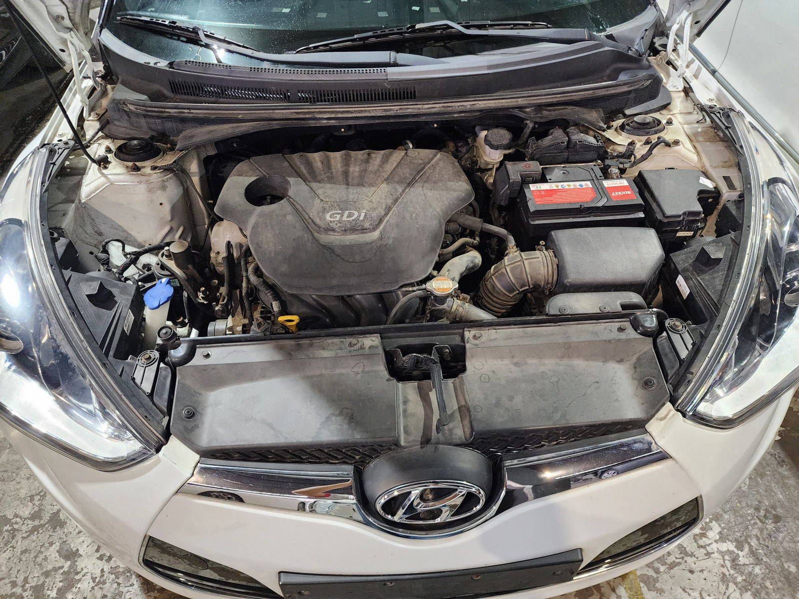 2012 HYUNDAI VELOSTER — 150993 KM — Lot 6579 — Main - Marhaba Auctions Used Cars - Image 13