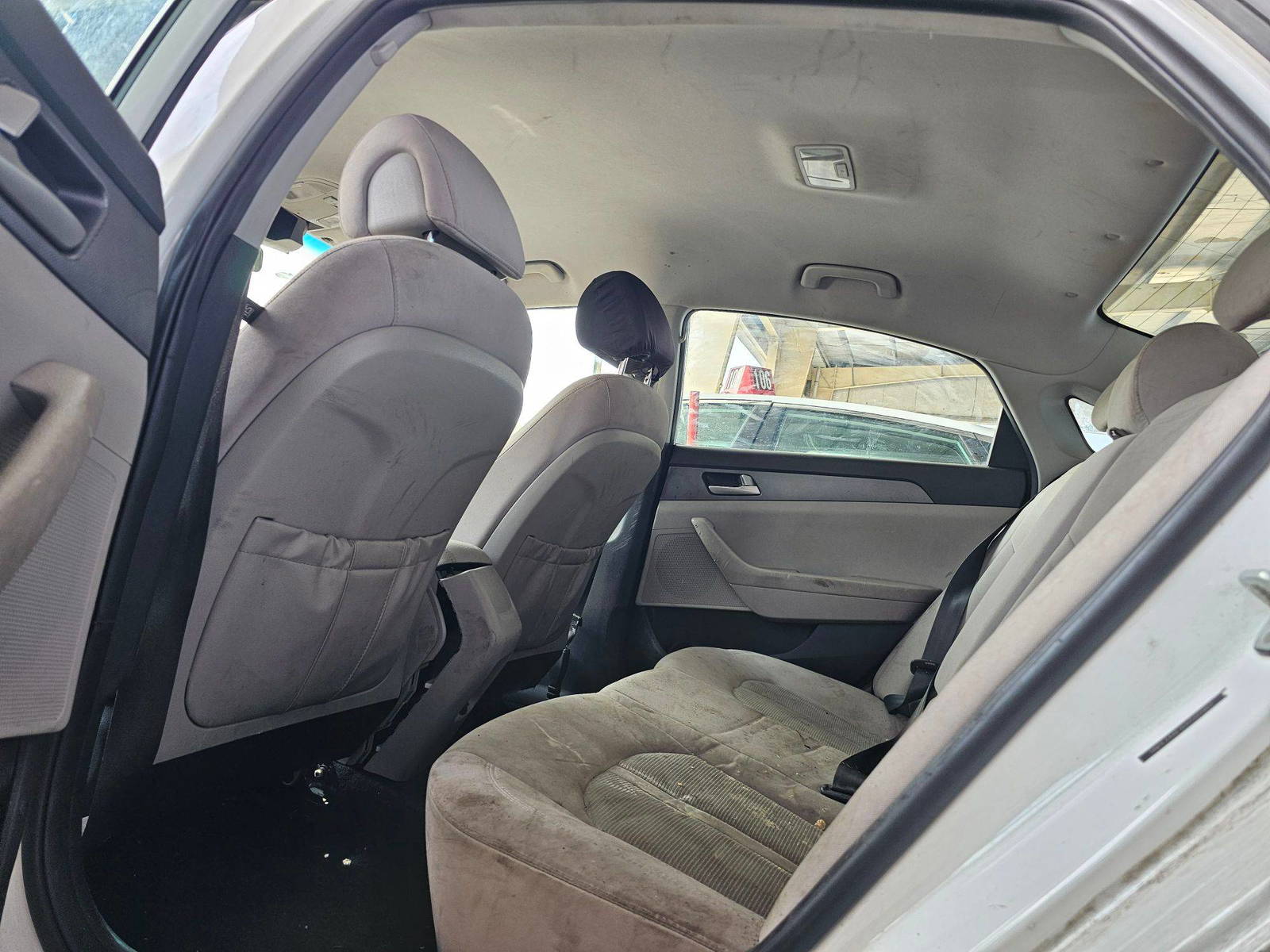 HYUNDAI SONATA 2017 - Marhaba Auction Used Cars - Image 5