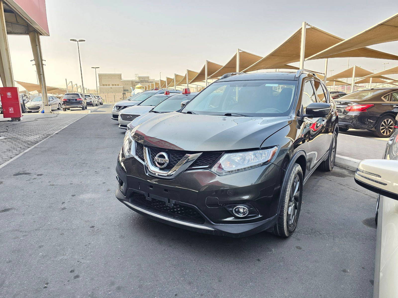 2014 NISSAN ROGUE — 195250 Miles — Lot 2MT3EC773042 — Souq - Marhaba Auctions Used Cars - Image 5