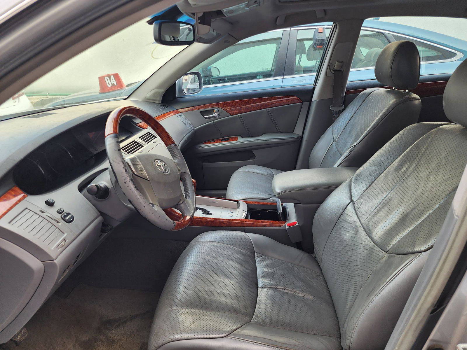 2005 TOYOTA AVALON — 187350 Miles — Lot 73786754 — Main - Marhaba Auctions Used Cars - Image 9