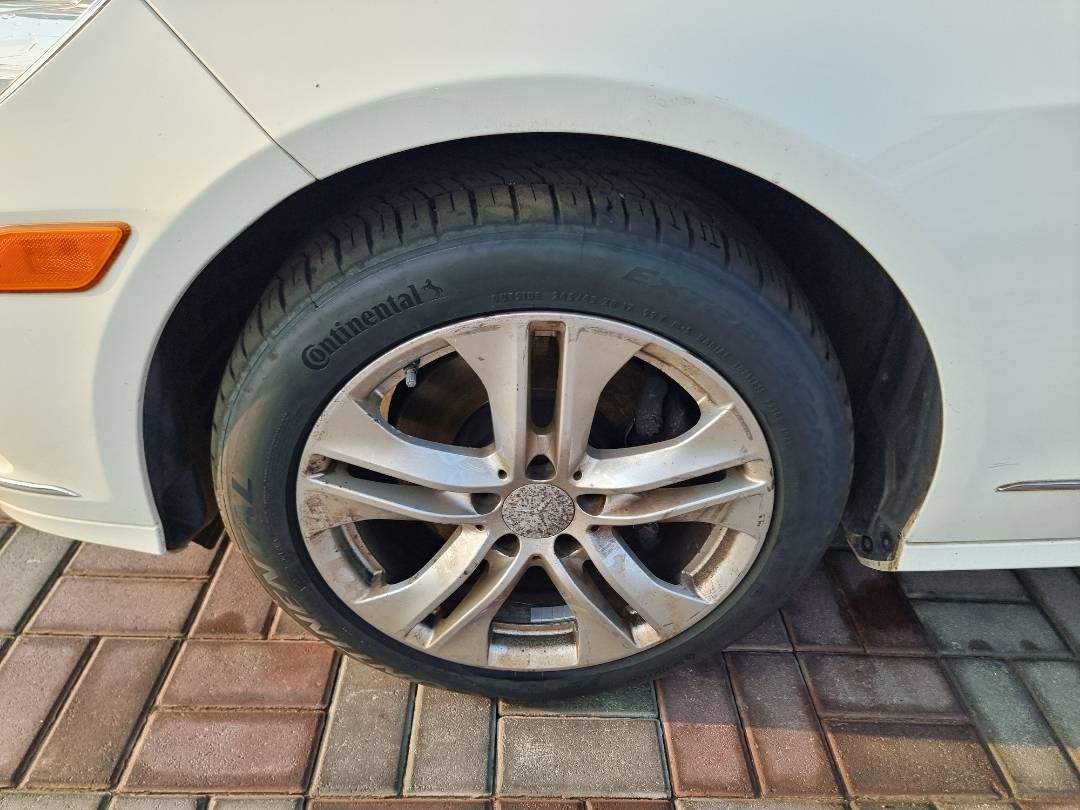 2010 MERCEDES BENZ E 350 — 149804 Miles — Lot 125487 — Ind. 12 - Marhaba Auctions Used Cars - Image 12