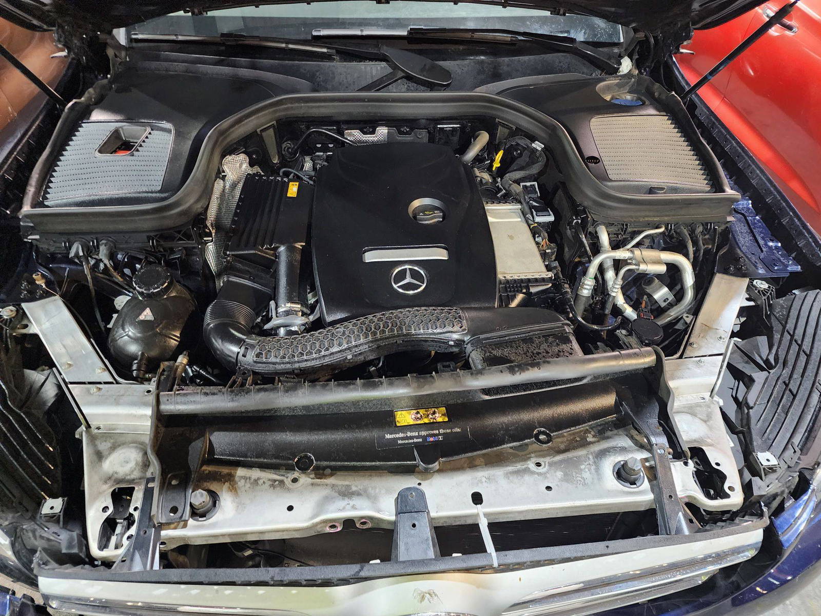 2018 MERCEDES BENZ GLC-300 — 55273 Miles — Lot V042282 — Al Quoz - Marhaba Auctions Used Cars - Image 12