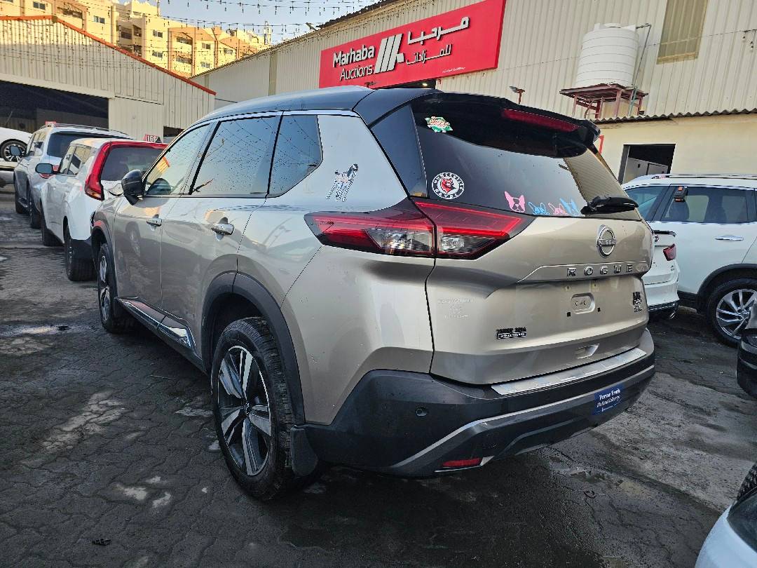 NISSAN ROGUE