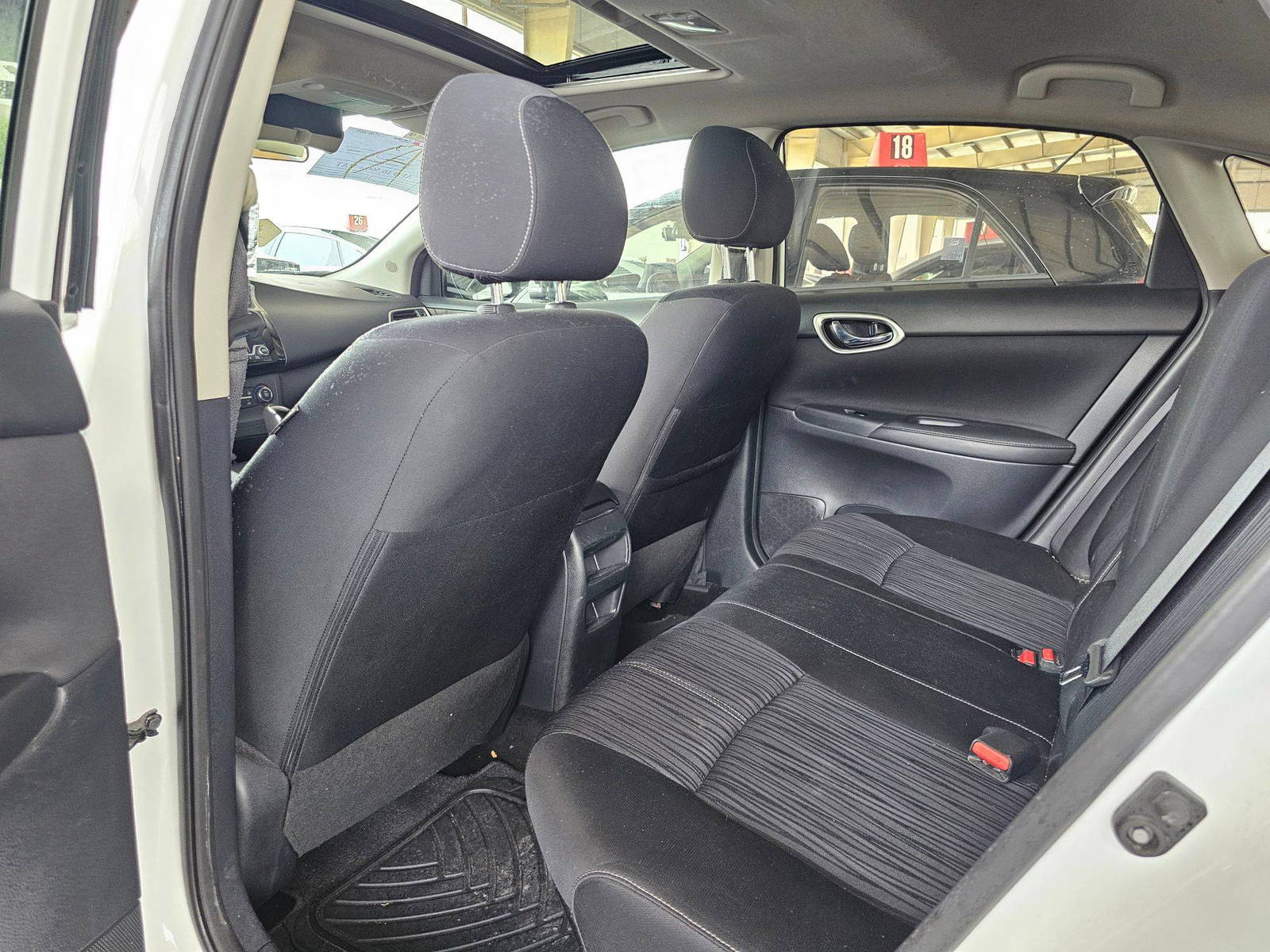 2017 NISSAN SENTRA — 185943 KM — Lot 43379785 — Souq - Marhaba Auctions Used Cars - Image 6
