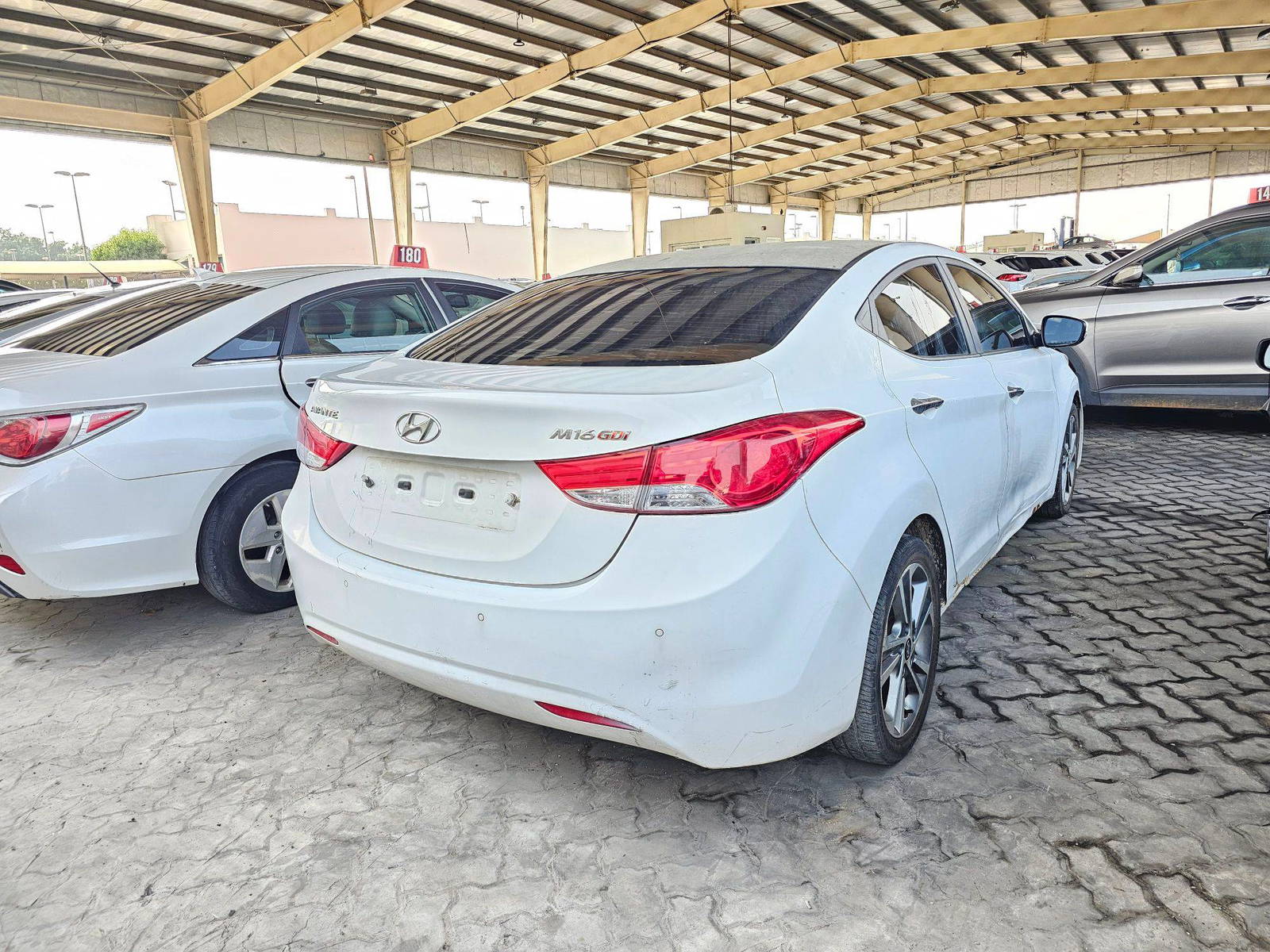 2012 HYUNDAI AVANTE — 140455 KM — Lot 268950 — Main - Marhaba Auctions Used Cars - Image 5