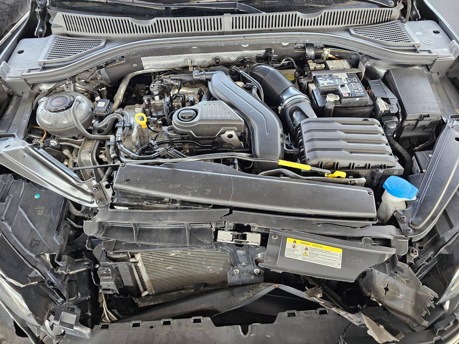 2024 VOLKSWAGEN JETTA — 26264 Miles — Lot 78259044 — Al Surrah - Marhaba Auctions Used Cars - Image 12