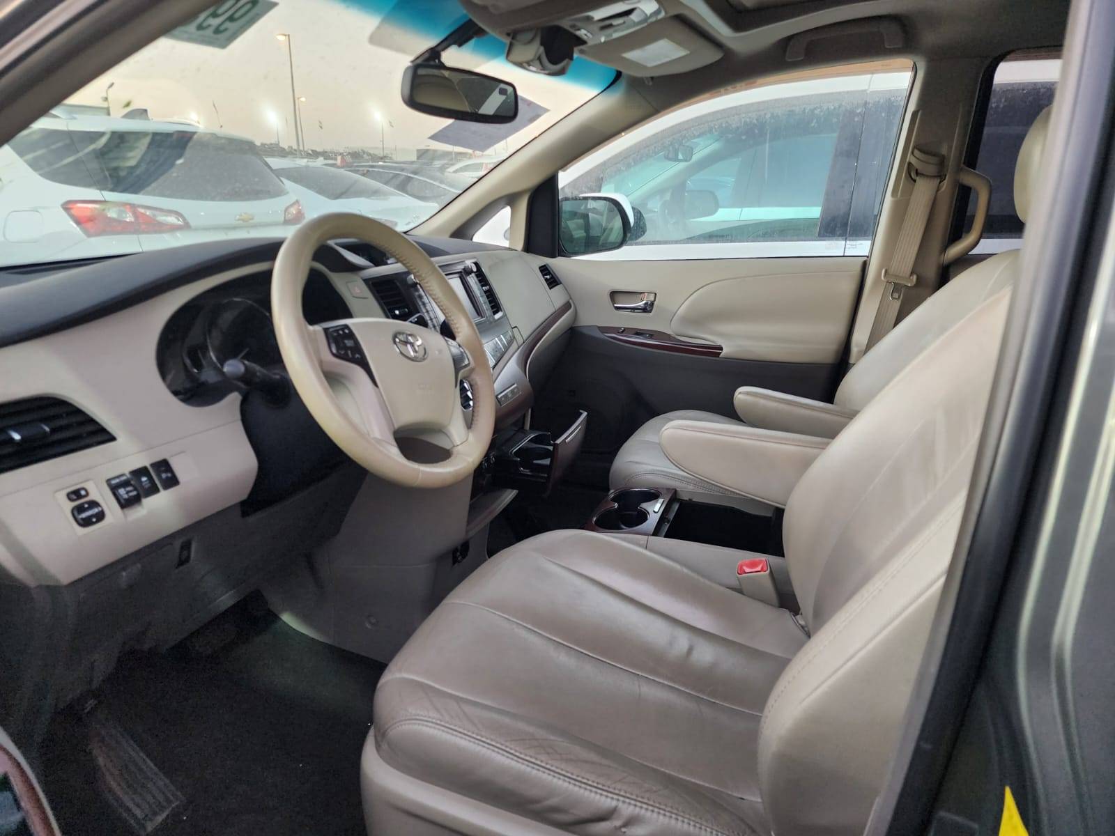 2011 TOYOTA SIENNA — 185804 Miles — Lot 99515595 — Main - Marhaba Auctions Used Cars - Image 9