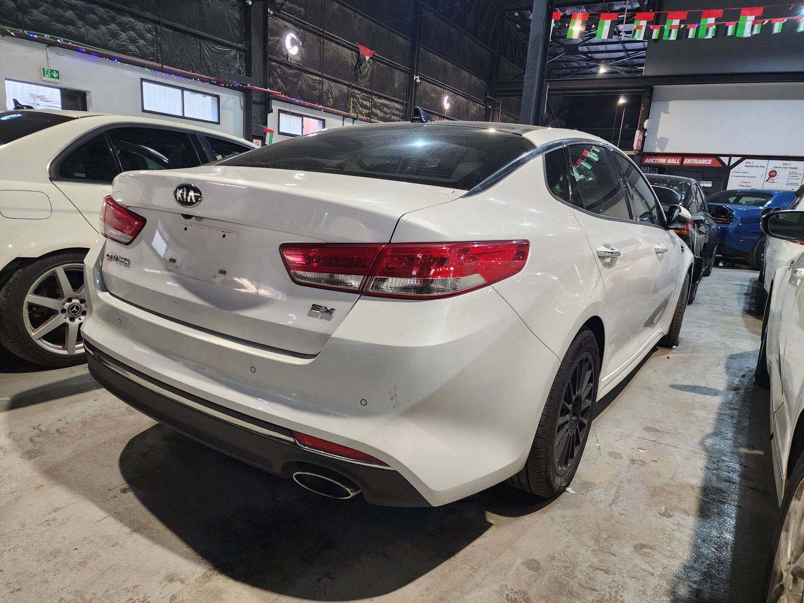 2018 KIA OPTIMA — 98572 Miles — Lot 245054 — Souq - Marhaba Auctions Used Cars - Image 4
