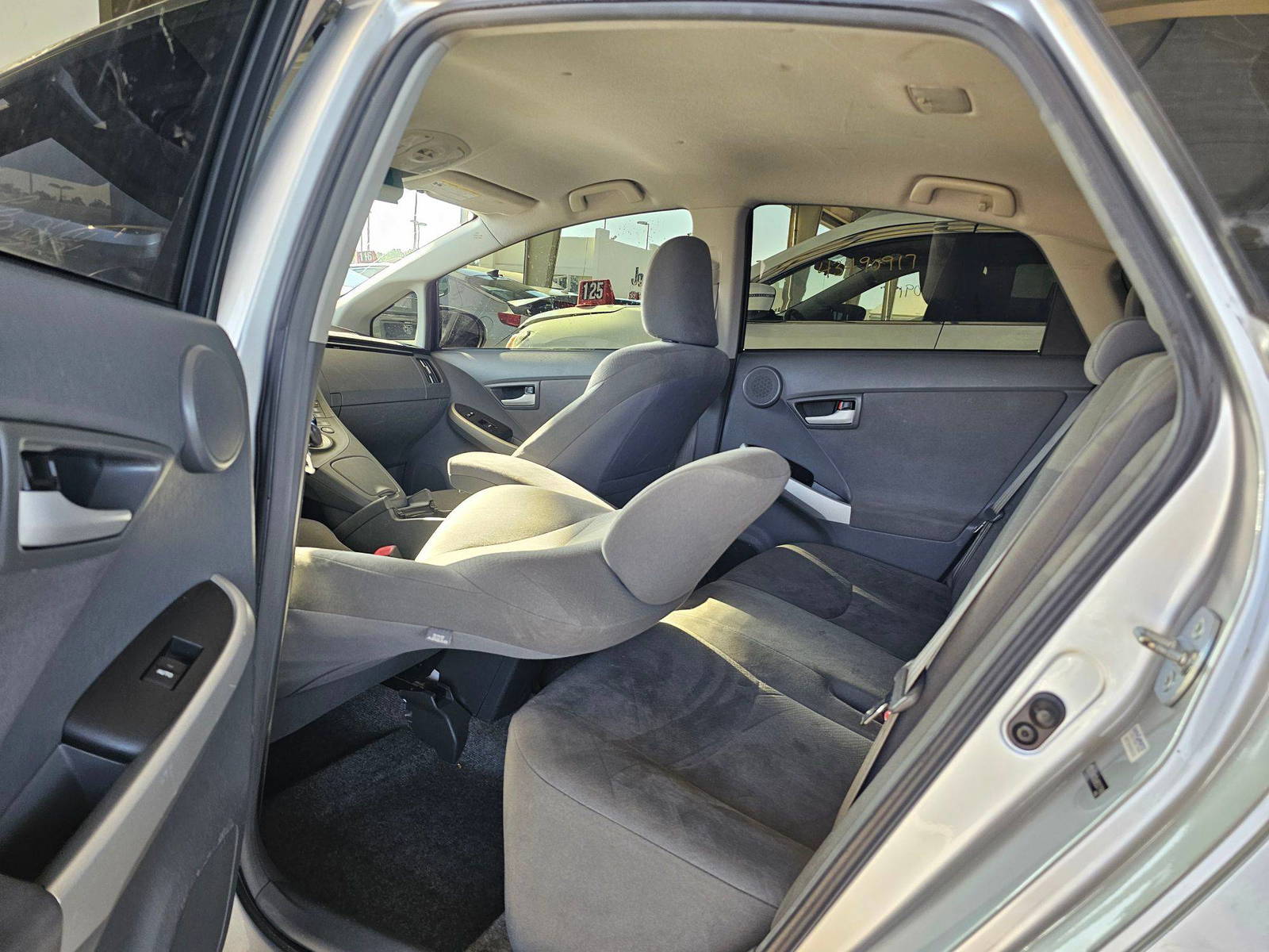 TOYOTA PRIUS 2011 - Marhaba Auction Used Cars - Image 5