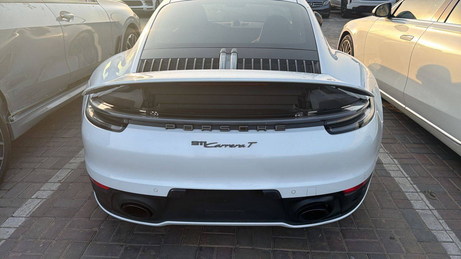 Porsche 911 2024 view 2