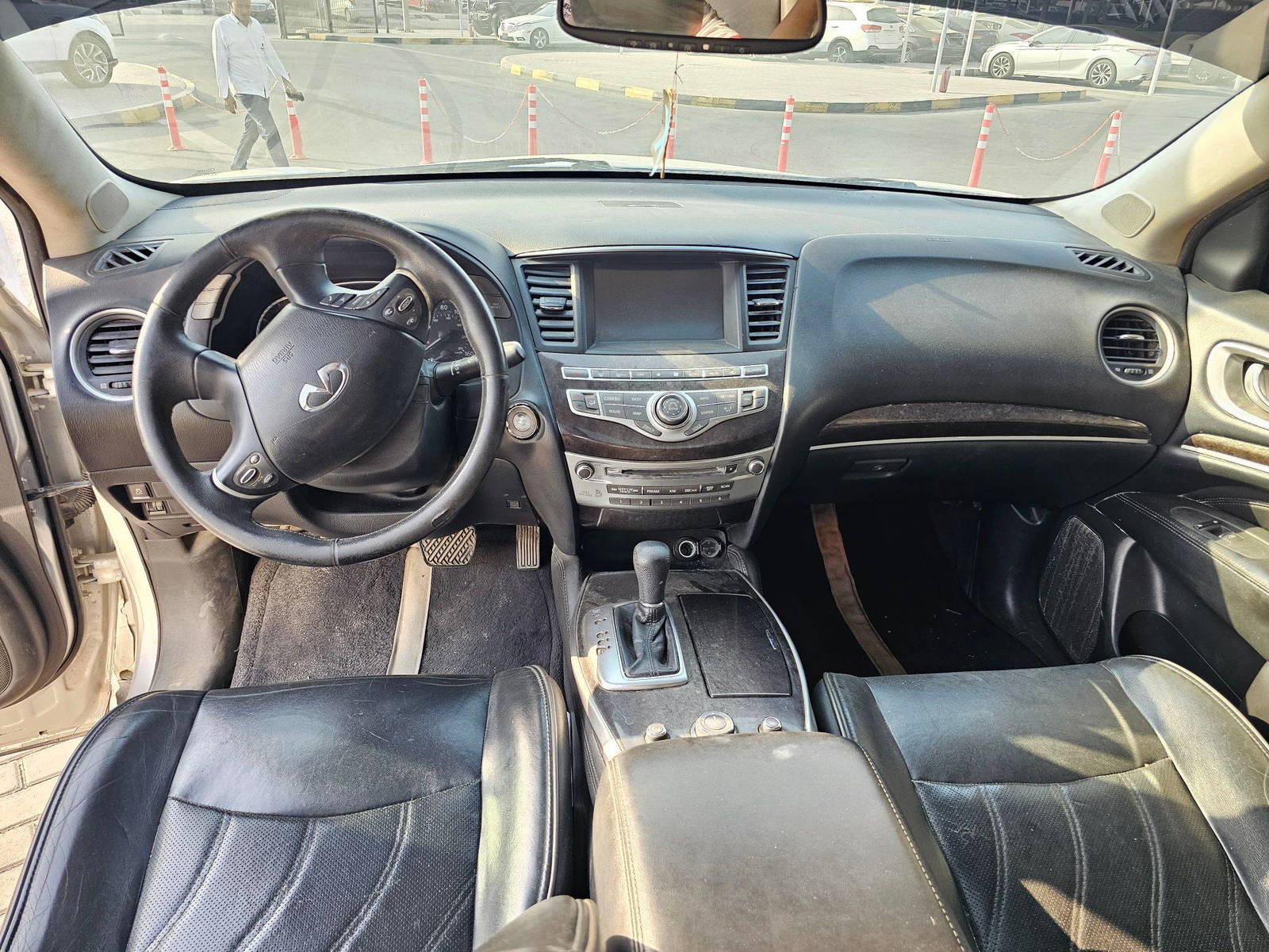 2013 INFINITI JX75 — 202327 Miles — Lot M9DC344547 — Souq - Marhaba Auctions Used Cars - Image 7