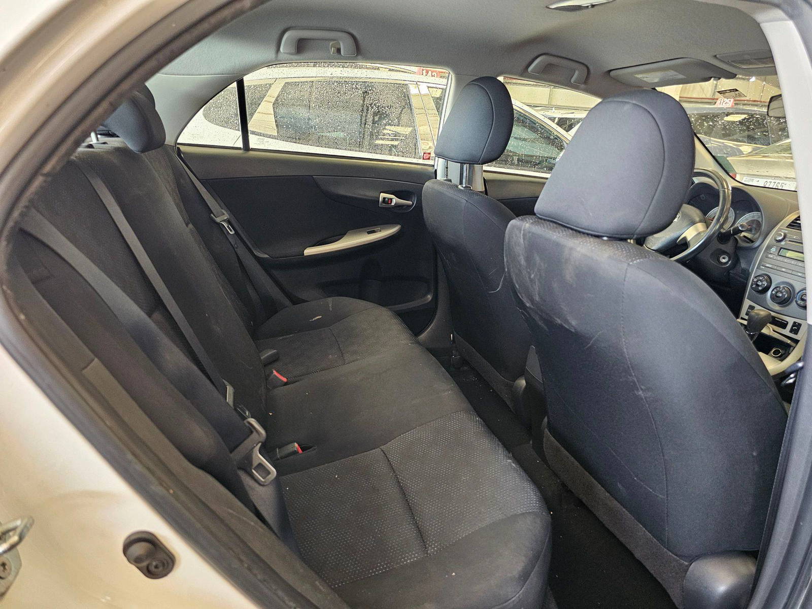 TOYOTA COROLLA 2010 - Marhaba Auction Used Cars - Image 5