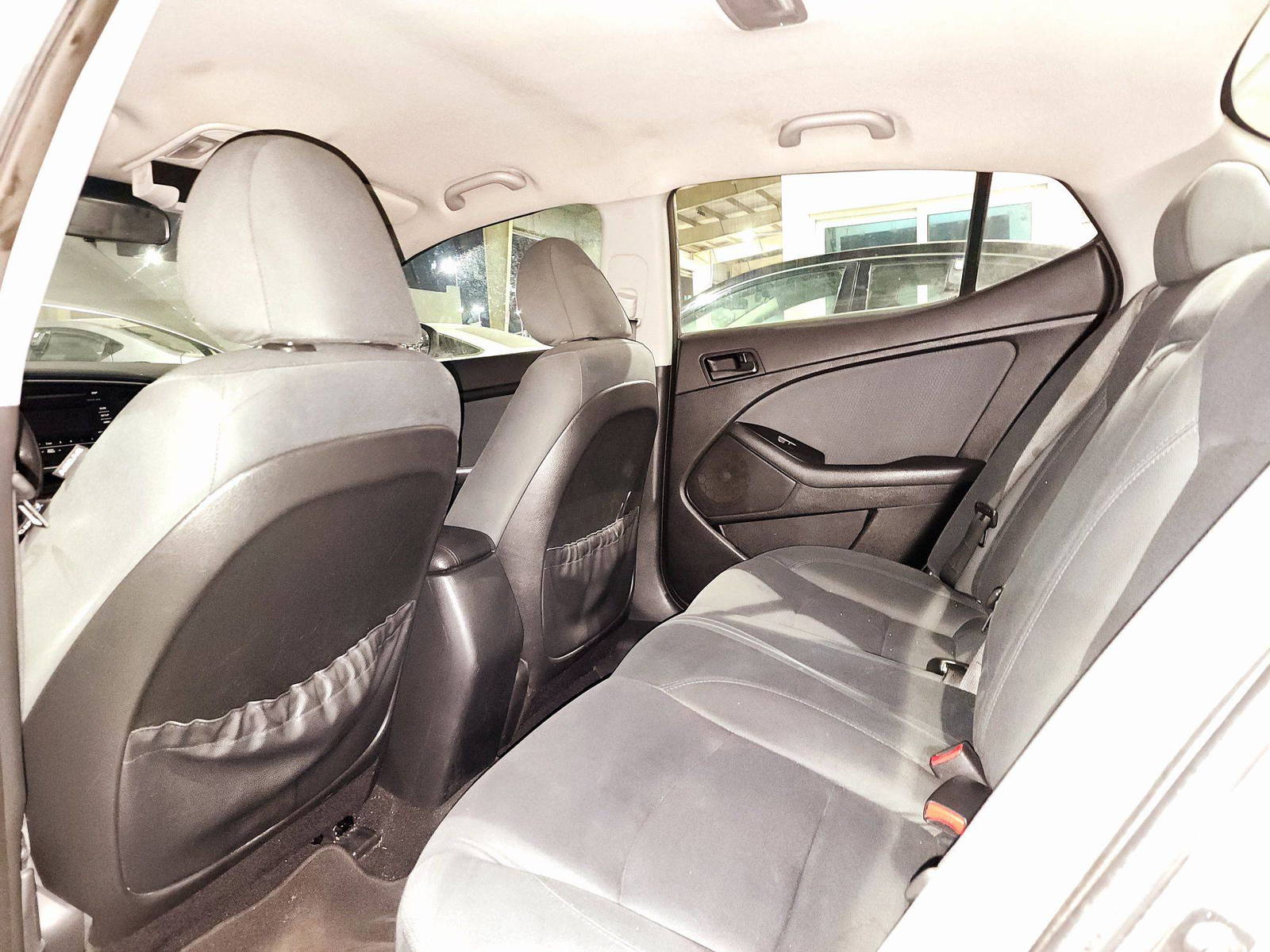 2015 KIA OPTIMA — 155431 Miles — Lot 64069454 — Souq - Marhaba Auctions Used Cars - Image 6