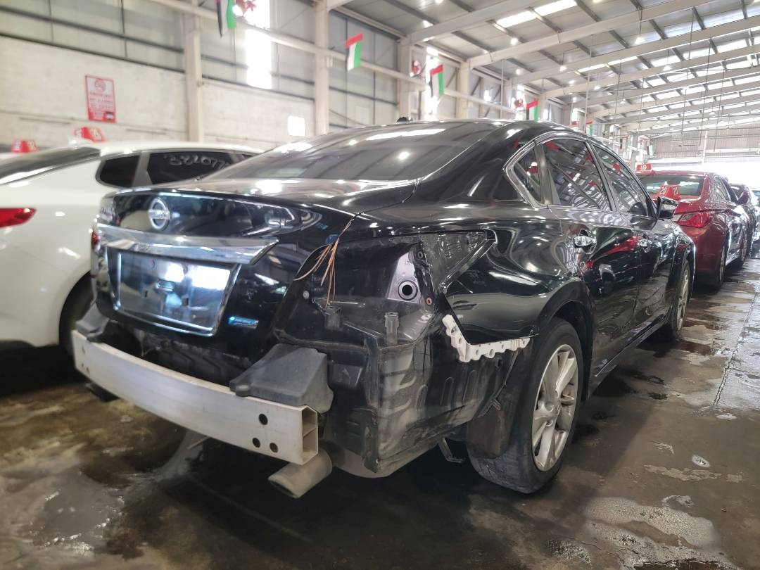 2013 NISSAN ALTIMA — 181185 Miles — Lot N583075 — Souq - Marhaba Auctions Used Cars - Image 5