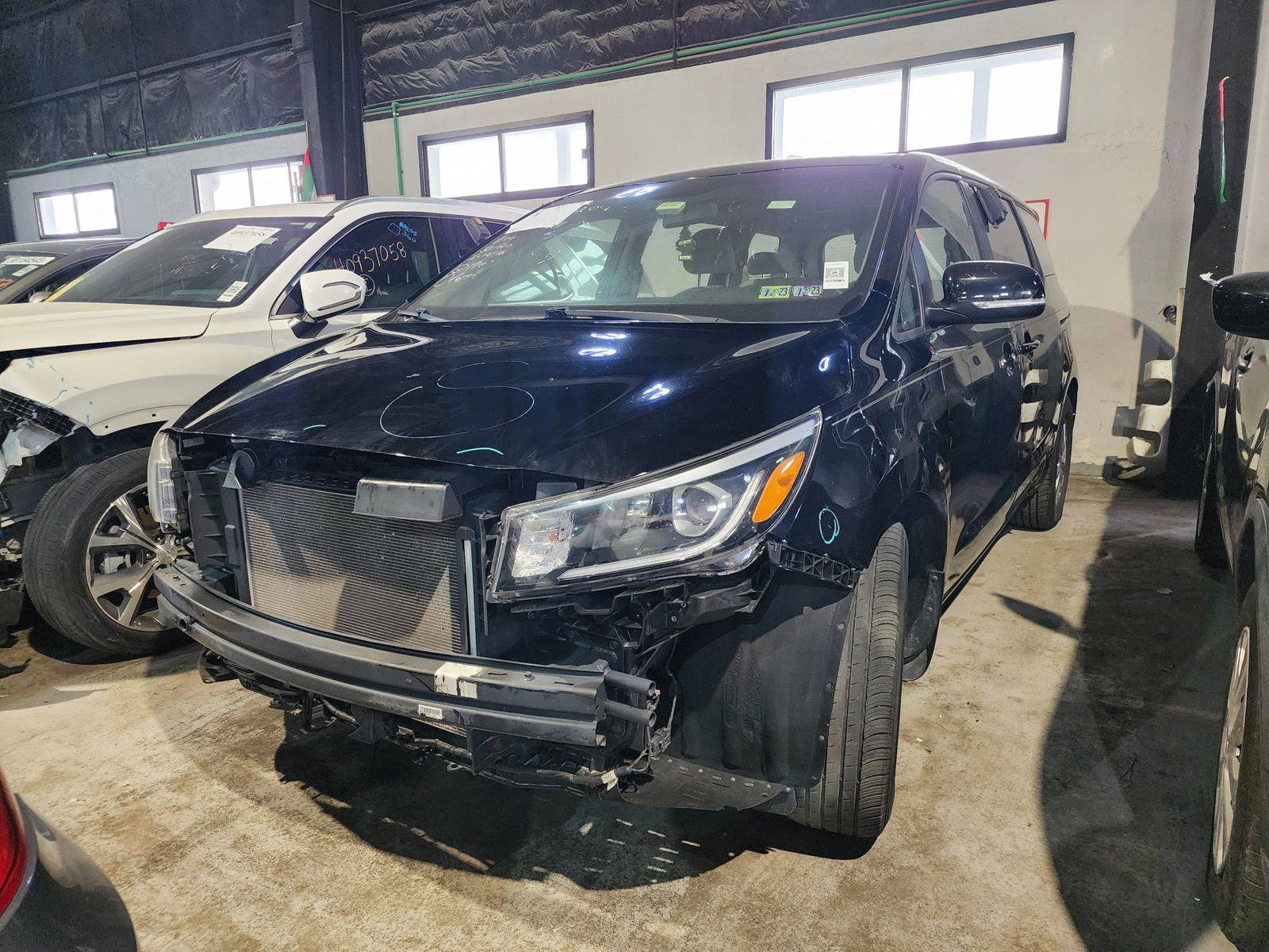 2019 KIA SEDONA — 76847 Miles — Lot 41150477 — UMM RAMOOL - Marhaba Auctions Used Cars - Image 12