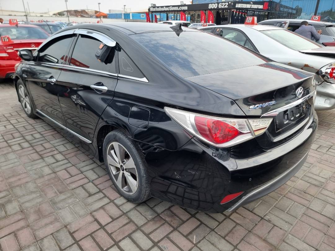 HYUNDAI SONATA 2012 - Marhaba Auction Used Cars - Image 5