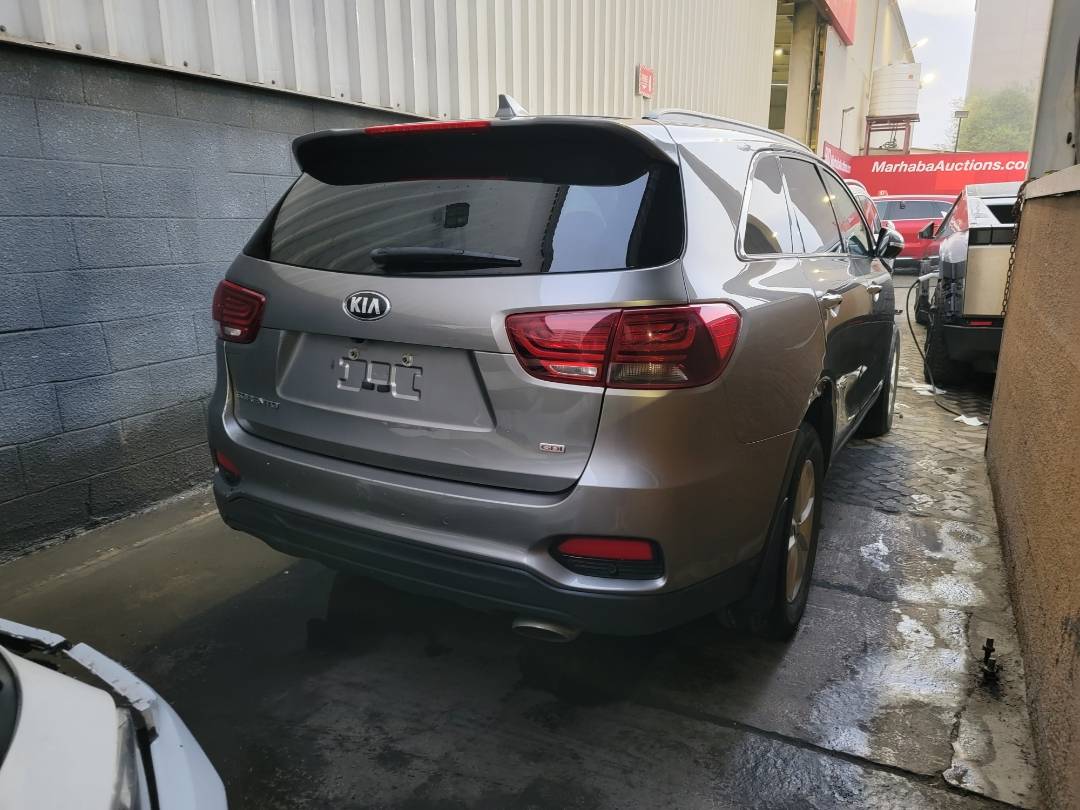 2019 KIA SORENTO — 160366 Miles — Lot 5KG534912 — Souq - Marhaba Auctions Used Cars - Image 4