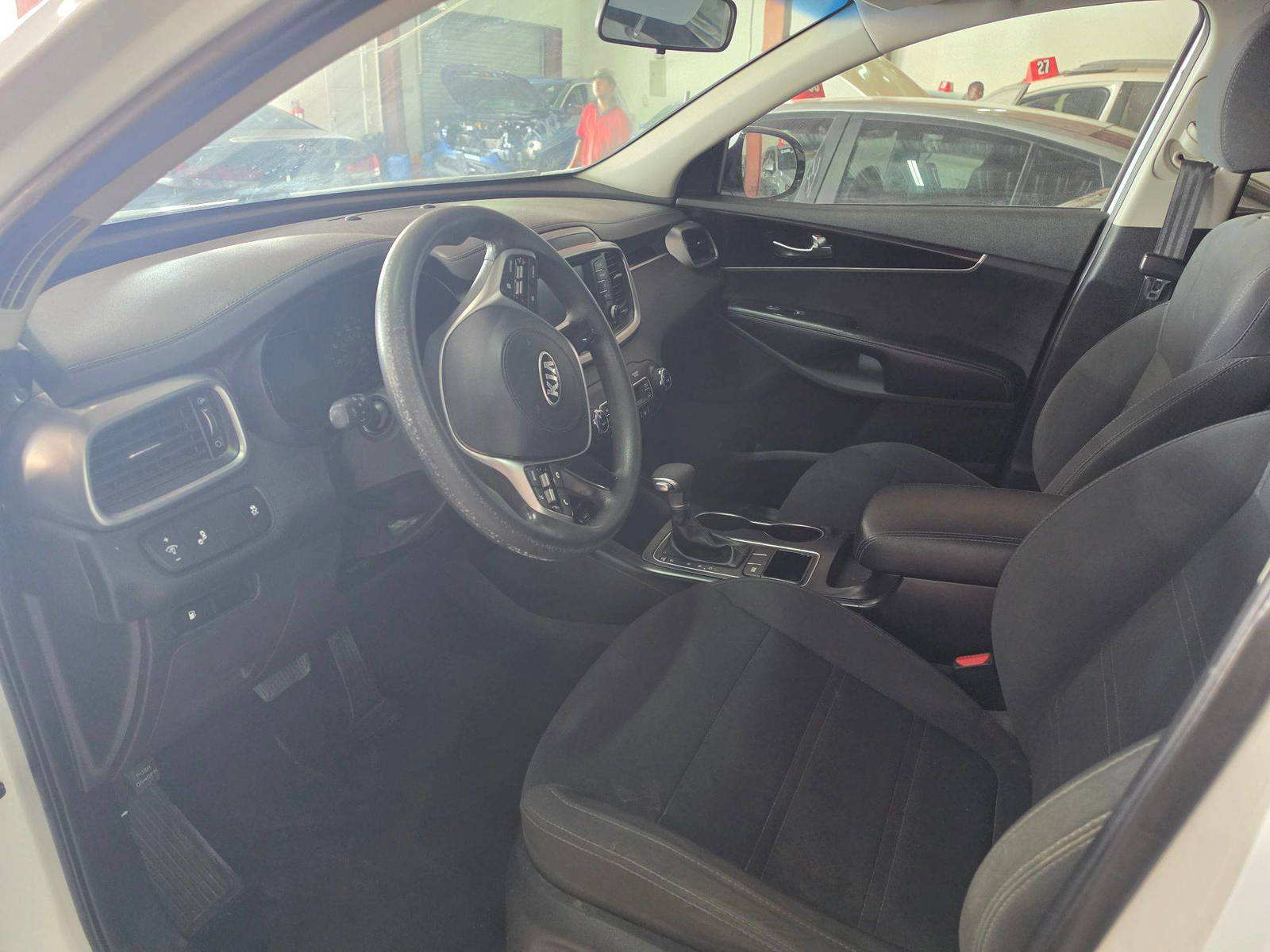 KIA SORENTO 2019 - Marhaba Auction Used Cars - Image 8