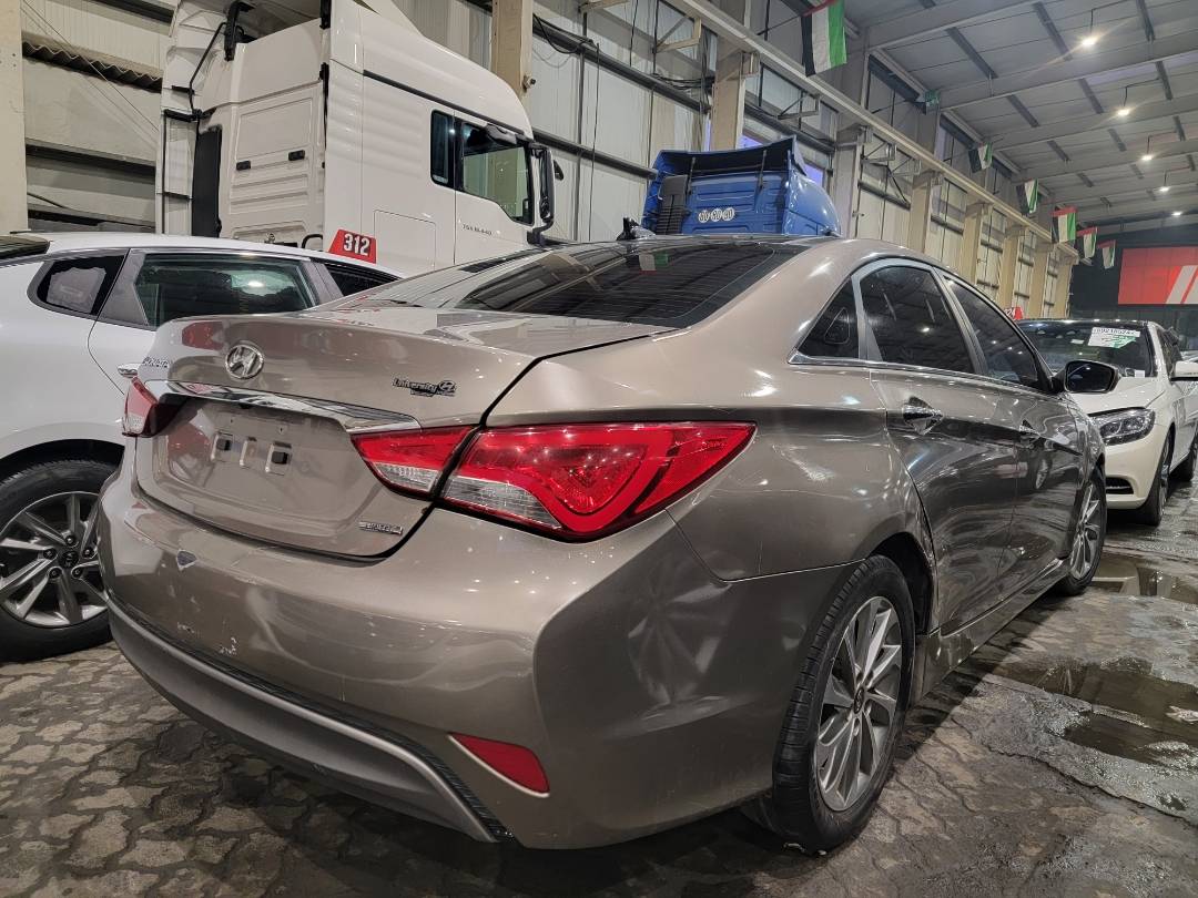 2014 HYUNDAI SONATA — 143708 Miles — Lot EH840146 — Main - Marhaba Auctions Used Cars - Image 3
