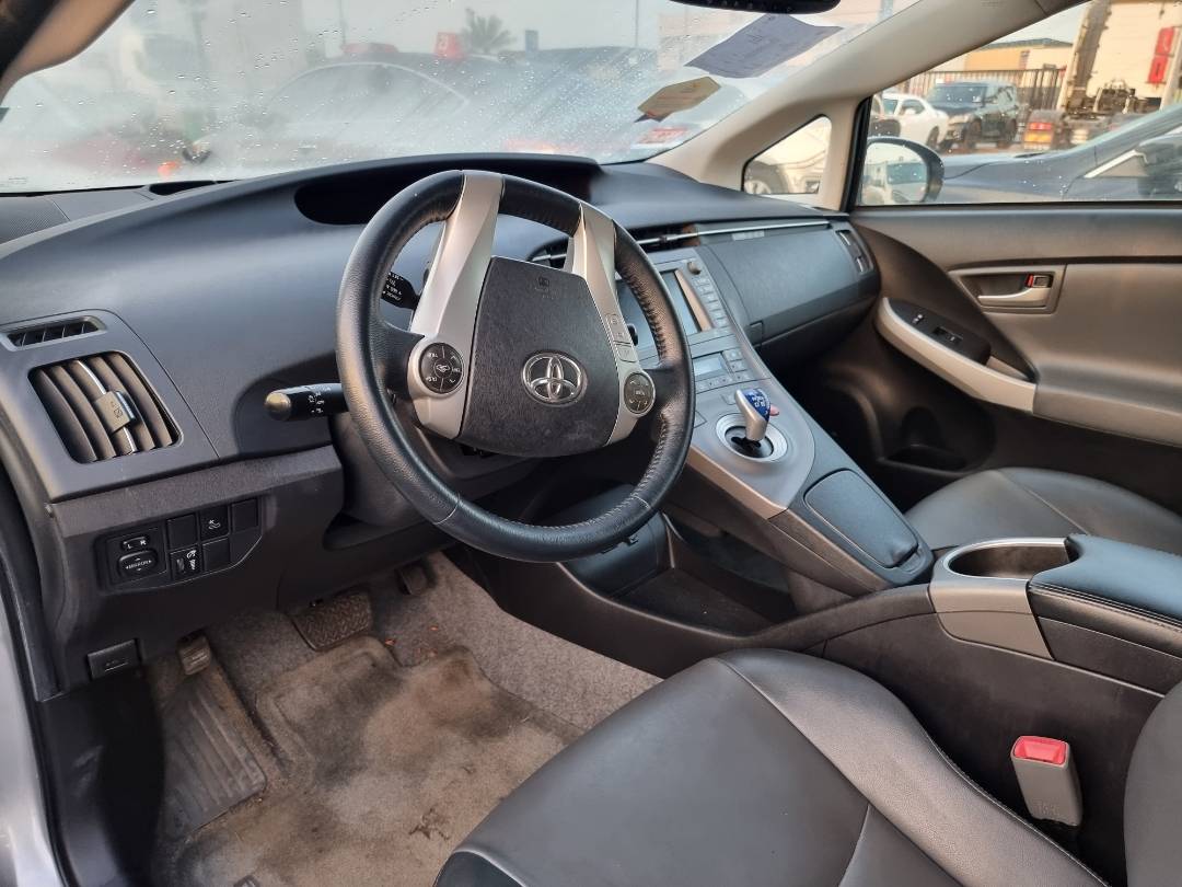 2013 TOYOTA PRIUS — 253042 Miles — Lot 78874994 — Ind. 12 - Marhaba Auctions Used Cars - Image 7