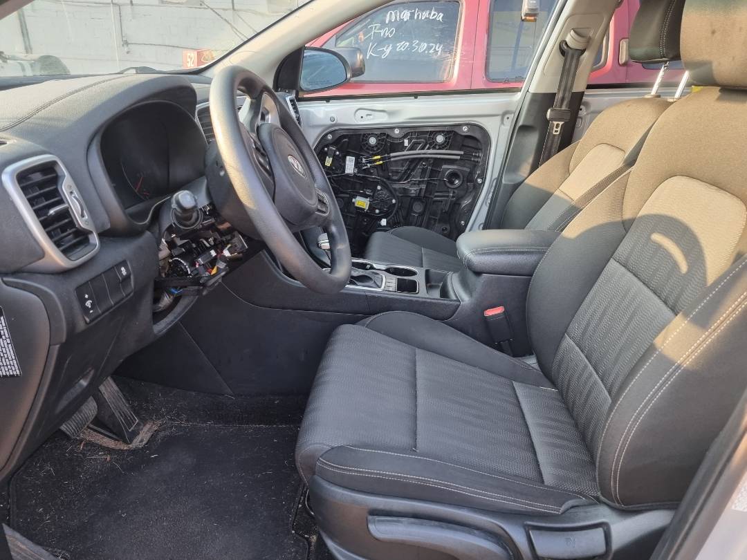 2019 KIA SPORTAGE — 74843 Miles — Lot 7543053 — Souq - Marhaba Auctions Used Cars - Image 8