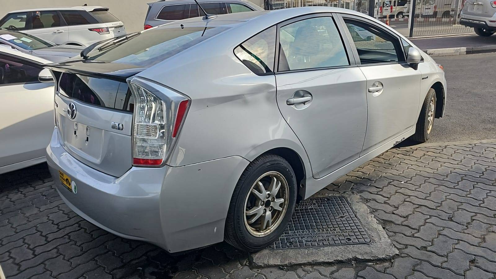 2010 TOYOTA PRIUS — 199249 Miles — Lot U4A1105161 — Souq - Marhaba Auctions Used Cars - Image 9