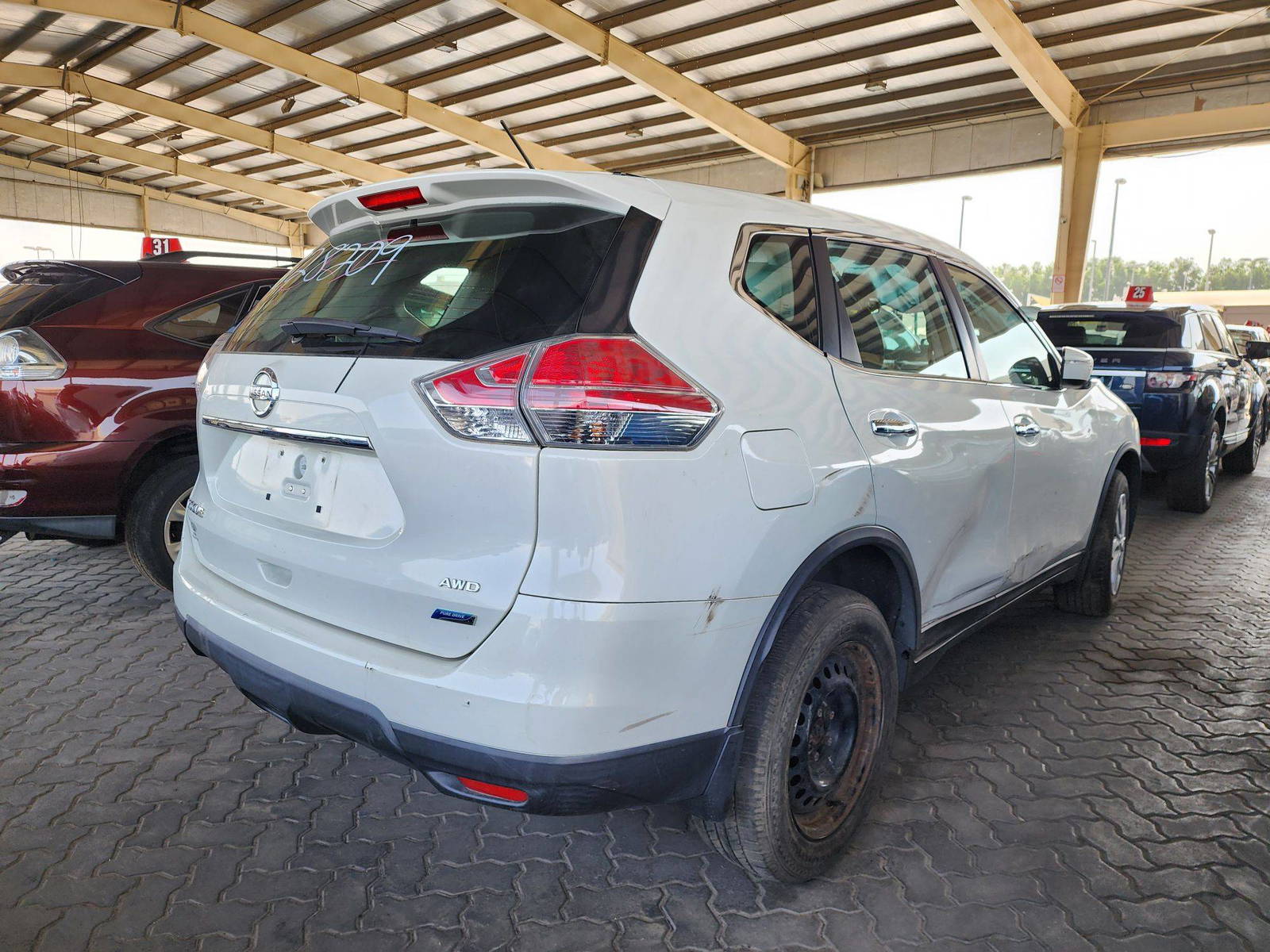 2014 NISSAN ROGUE — 147422 Miles — Lot 28209 — Souq - Marhaba Auctions Used Cars - Image 3