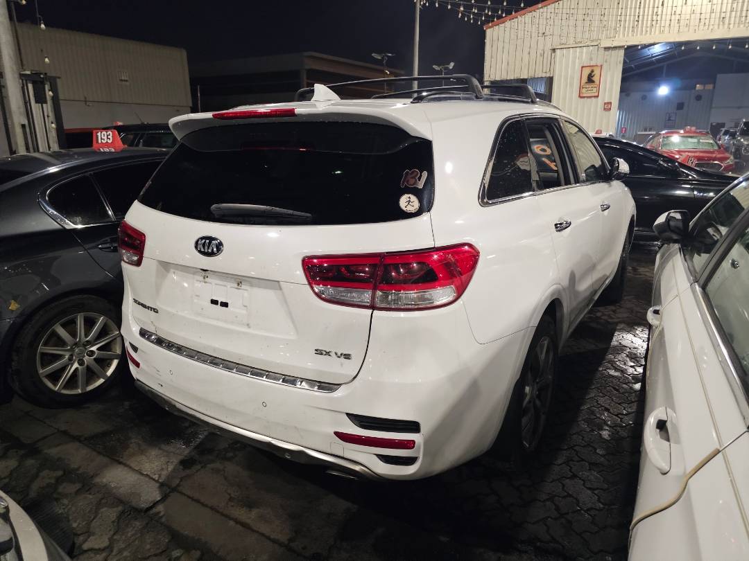 2016 KIA SORENTO — 171207 Miles — Lot GG071105 — Main - Marhaba Auctions Used Cars - Image 4